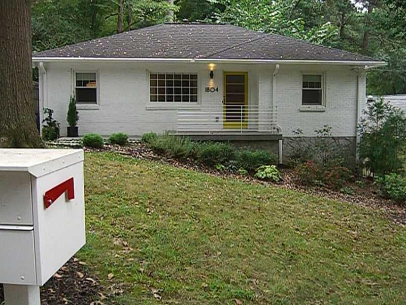 3 bedroom, 1,068 sq ft single family residence sold at 1804 White Oak Hollow, Atlanta, GA 30324