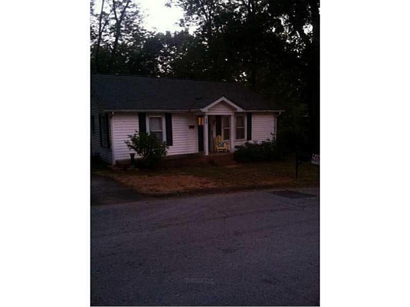 105 E Chandler Street, Carrollton, GA 30117 — most recent listing photo