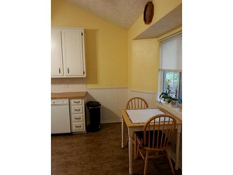 1406 CANDLELITE Lane, Snellville, GA 30078 — most recent listing photo