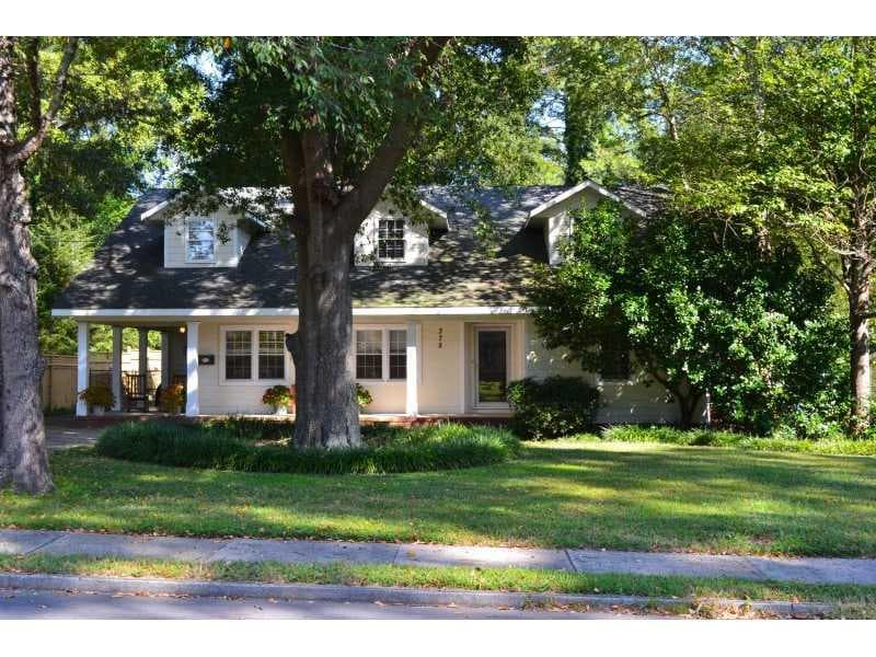6 bedroom, 3,999 sq ft single family residence sold at 375 Freyer Drive, Marietta, GA 30060