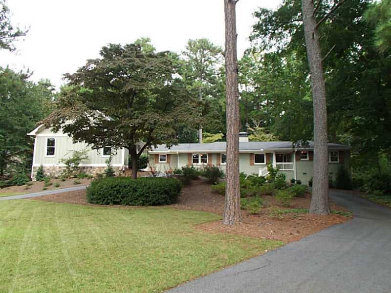 3 bedroom, 3,187 sq ft single family residence sold at 499 S Woodland Drive, Marietta, GA 30064