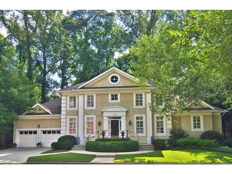 4 bedroom, 4,920 sq ft single family residence sold at 625 Greystone Park, Atlanta, GA 30324