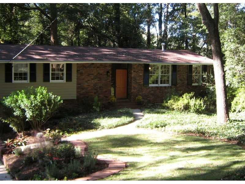 4 bedroom, 1,565 sq ft single family residence sold at 4640 Canyon Creek Trail, Atlanta, GA 30342