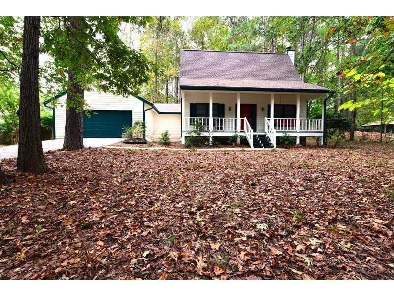 3 bedroom, 1,826 sq ft single family residence sold at 1988 Benthill Drive, Marietta, GA 30062
