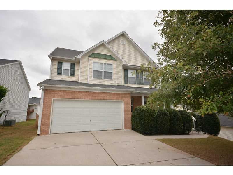 3945 Crescent Walk Lane, Suwanee, GA 30024 — most recent listing photo