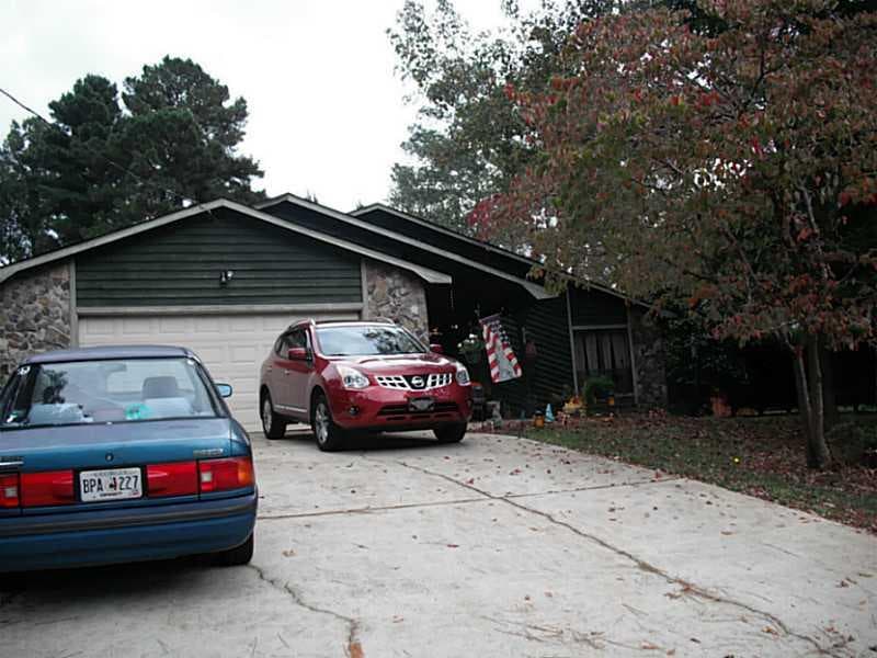 872 Steeple Chase Drive, Lawrenceville, GA 30044 — most recent listing photo