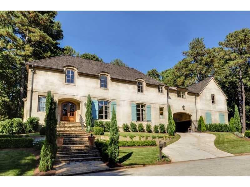 4 bedroom, 5,133 sq ft single family residence sold at 4278 Peachtree Dunwoody Road, Atlanta, GA 30342