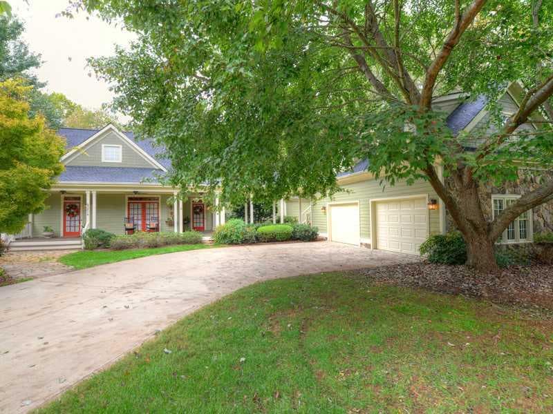 4054 Hickory Fairway Drive, Woodstock, GA 30188 — most recent listing photo