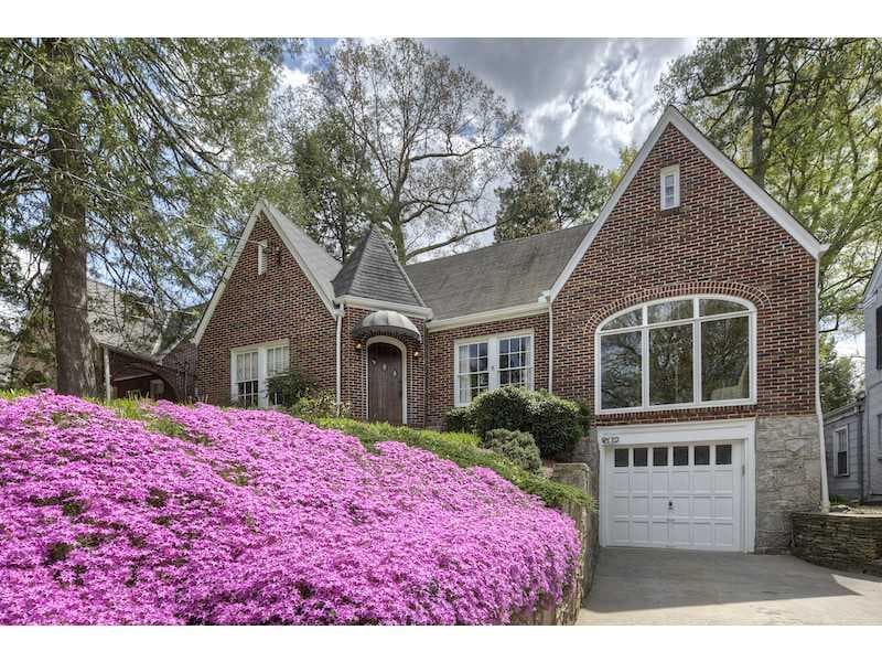 4 bedroom, 2,800 sq ft single family residence sold at 433 Brentwood Drive, Atlanta, GA 30305