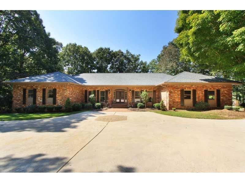 2609 Bridgewater Circle, Gainesville, GA 30506 — most recent listing photo