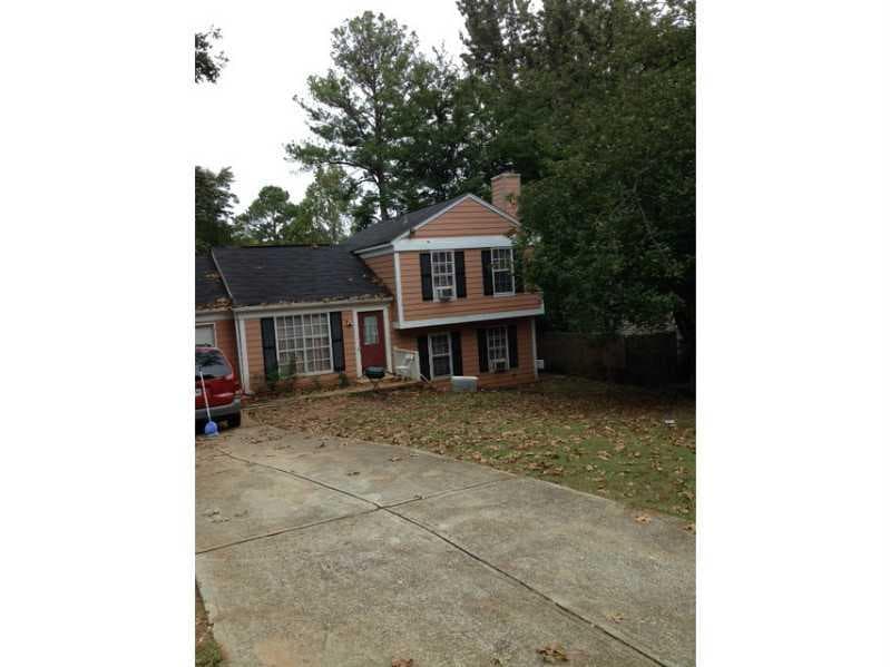 3 bedroom, 1,320 sq ft single family residence sold at 4634 Garden Hills Drive, Stone Mountain, GA 30083