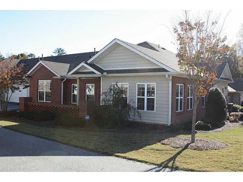 3 bedroom, 1,698 sq ft condominium sold at 105 Villa Park Circle 14, Stone Mountain, GA 30087