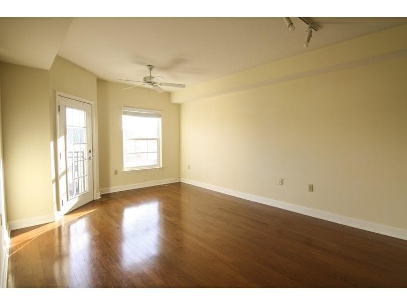 1 bedroom, 732 sq ft condominium sold at 230 E Ponce De Leon Avenue 410, Decatur, GA 30030