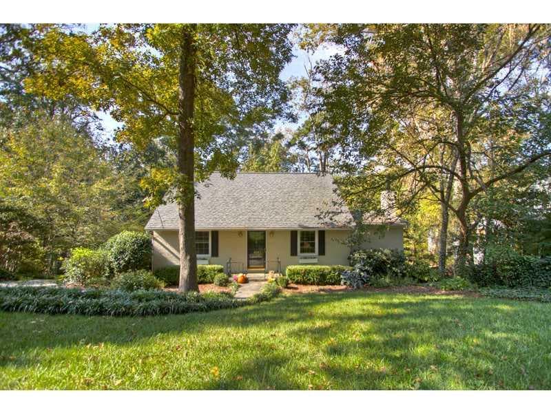 3 bedroom, 1,484 sq ft single family residence sold at 2614 Ridgemore Road, Atlanta, GA 30318