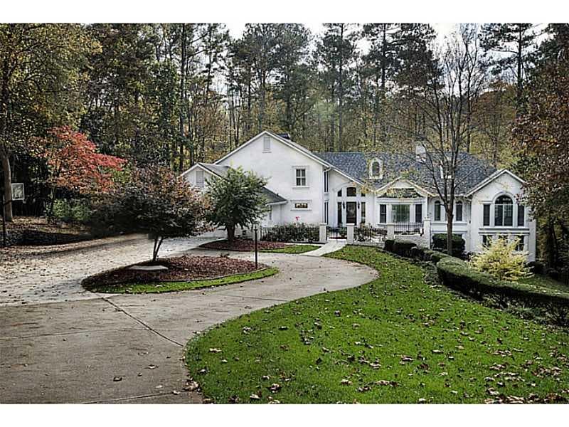 5 bedroom, 6,082 sq ft single family residence sold at 7950 Spalding Hills, Atlanta, GA 30350
