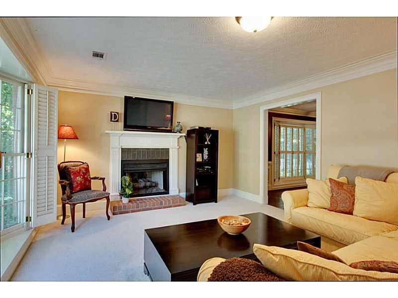 3 bedroom, 1,994 sq ft townhouse sold at 7923 Briar Villa Place 7923, Atlanta, GA 30350