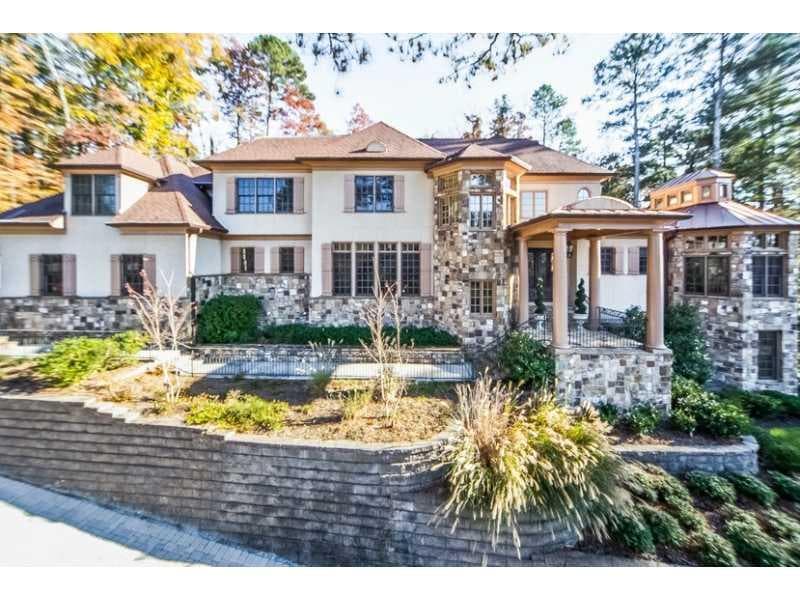 7 bedroom single family residence sold at 760 Londonberry Road, Atlanta, GA 30327