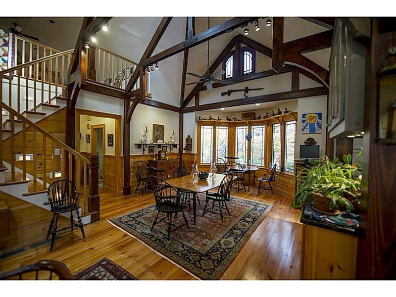 115 E Lake Drive, Roswell, GA 30075 — most recent listing photo