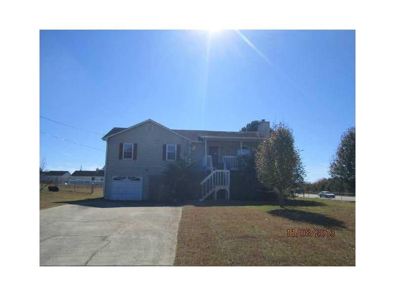 3 bedroom, 1,750 sq ft single family residence sold at 18 Sweetwater Drive, Powder Springs, GA 30127