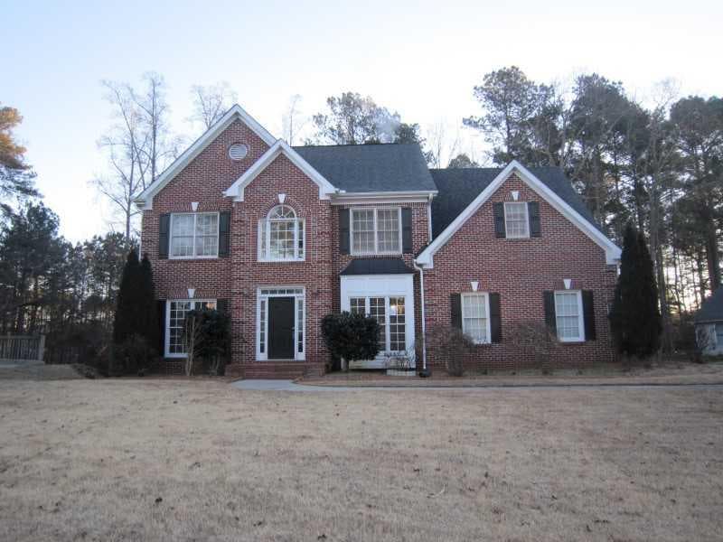 560 Silverberry Lane, Sugar Hill, GA 30518 — most recent listing photo
