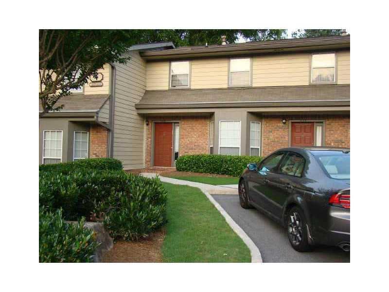 2 bedroom, 1,360 sq ft condominium sold at 1119 NE Weatherstone Drive 1119, Atlanta, GA 30324