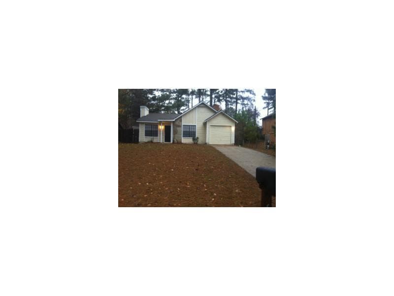 3 bedroom, 1,062 sq ft single family residence sold at 6252 Creekford Drive, Lithonia, GA 30058