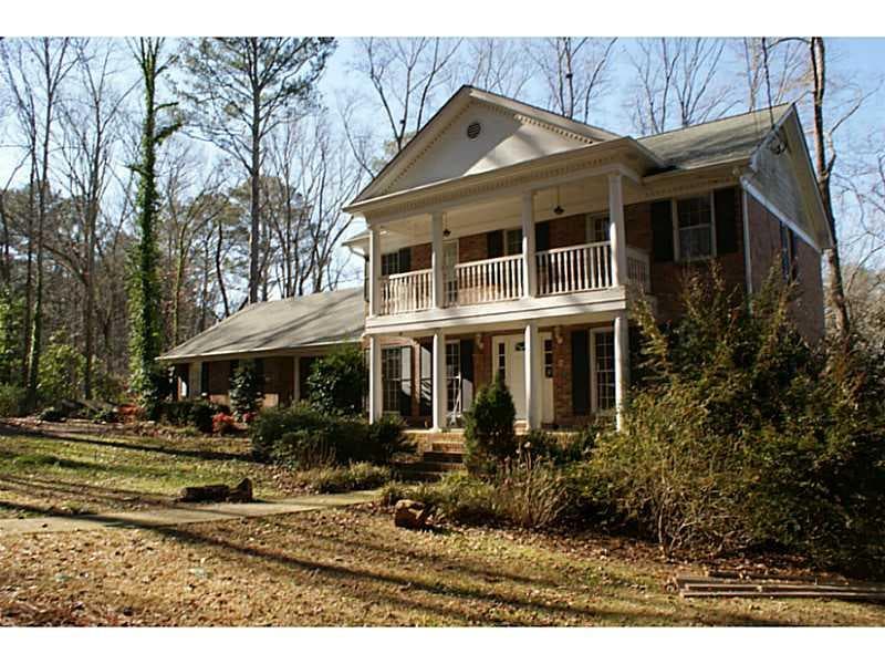 3 bedroom single family residence sold at 6605 YACHT CLUB Drive, Acworth, GA 30102