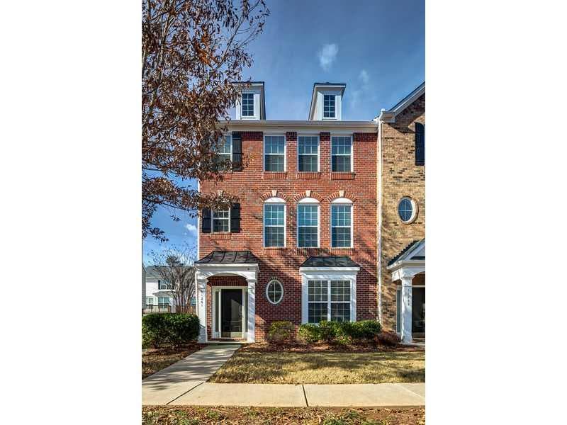 11261 Musette Circle 11261, Alpharetta, GA 30009 — most recent listing photo