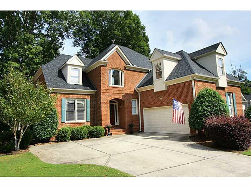 4 bedroom, 4,100 sq ft single family residence sold at 990 York Cove, Milton, GA 30004