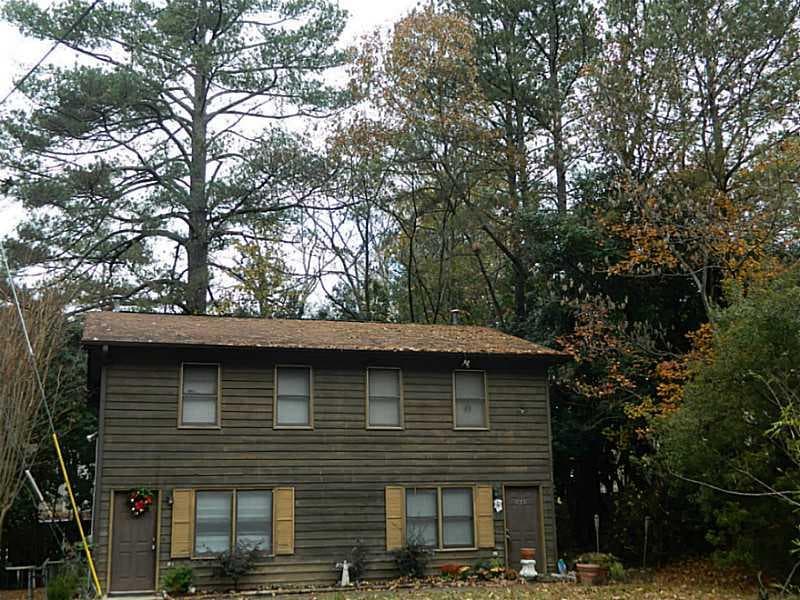 2,000 sq ft duplex sold at 3641 Chestnut Drive, Doraville, GA 30340