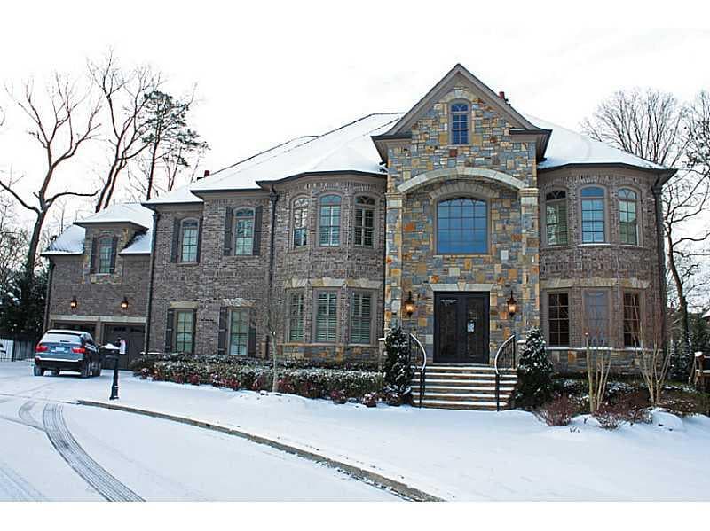 8 bedroom, 10,224 sq ft single family residence sold at 1954 Carlotta Court, Atlanta, GA 30345