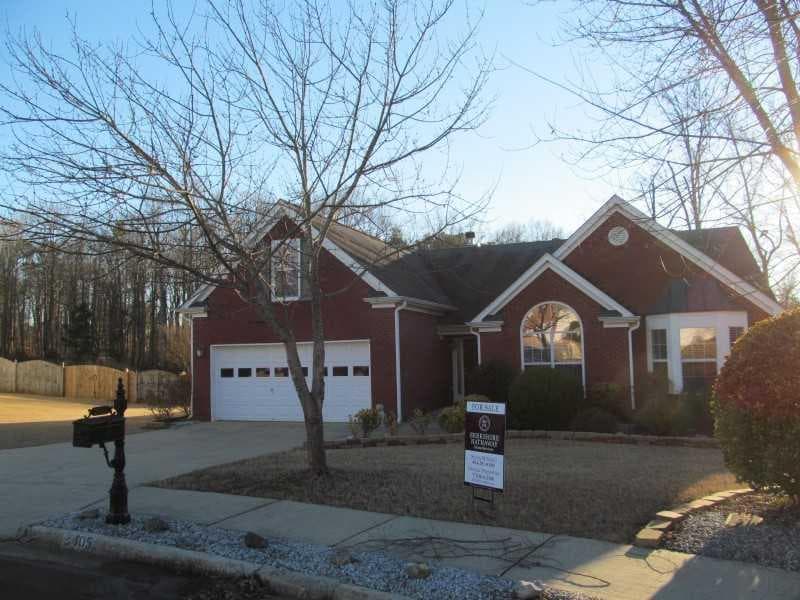 3 bedroom, 2,763 sq ft single family residence sold at 2405 Fairmont Park Court, Dacula, GA 30019