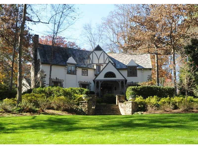 5 bedroom single family residence sold at 3010 Habersham Road, Atlanta, GA 30305