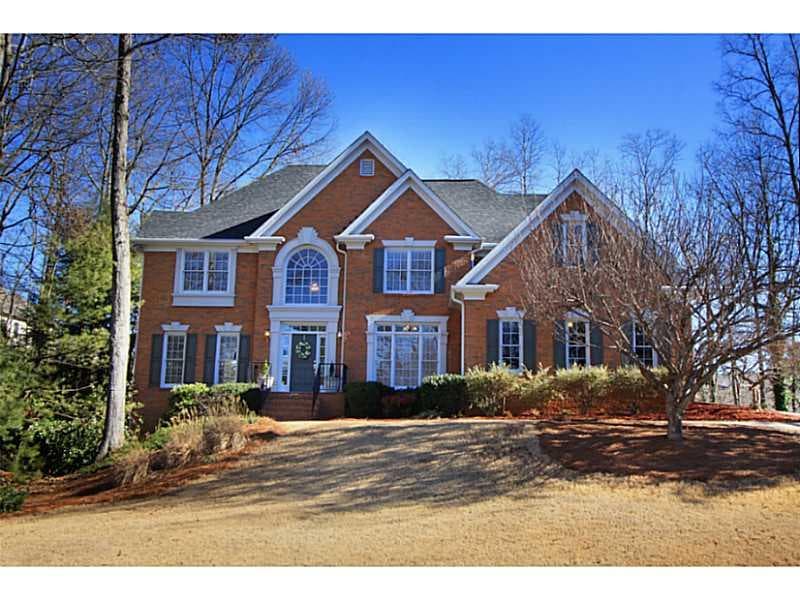 5 bedroom, 3,255 sq ft single family residence sold at 1440 Landings Chase, Alpharetta, GA 30005