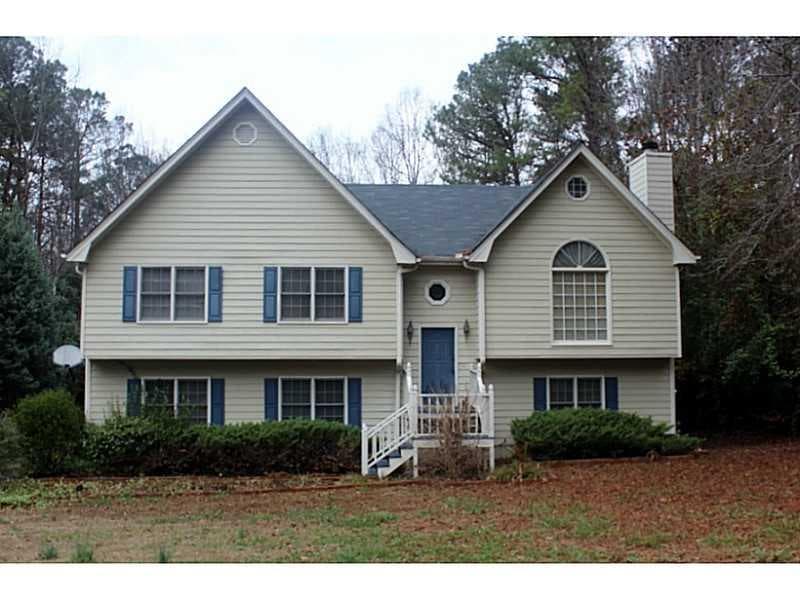 890 Thousand Oaks Drive, Lawrenceville, GA 30043 — most recent listing photo