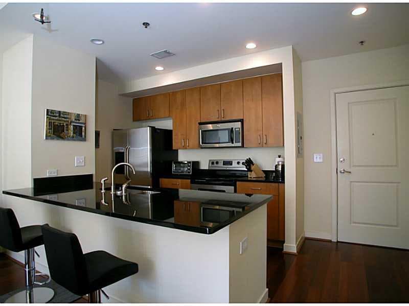 565 Peachtree Street 806, Atlanta, GA 30308 — most recent listing photo