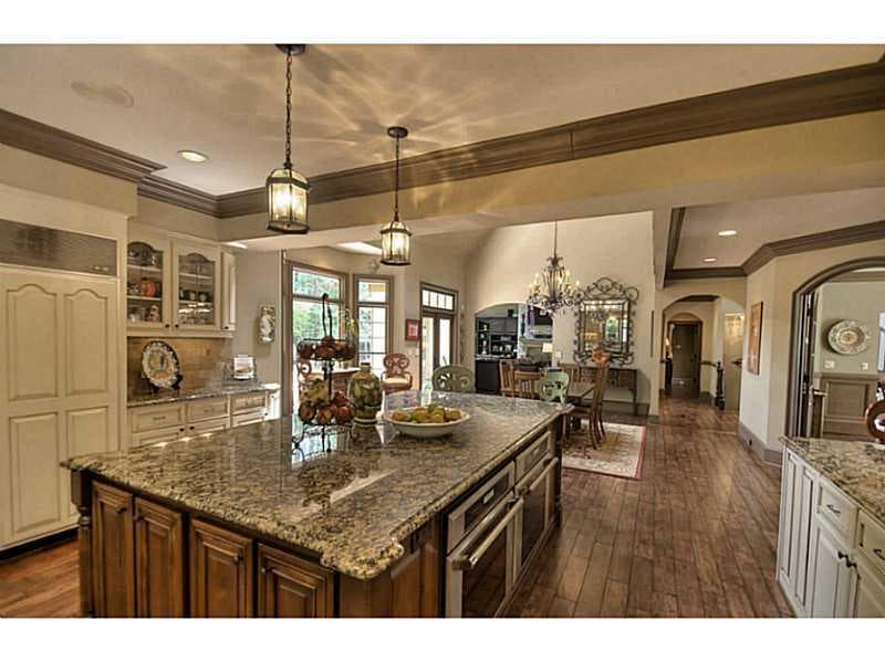 6055 Carlisle Lane, Alpharetta, GA 30022 — most recent listing photo