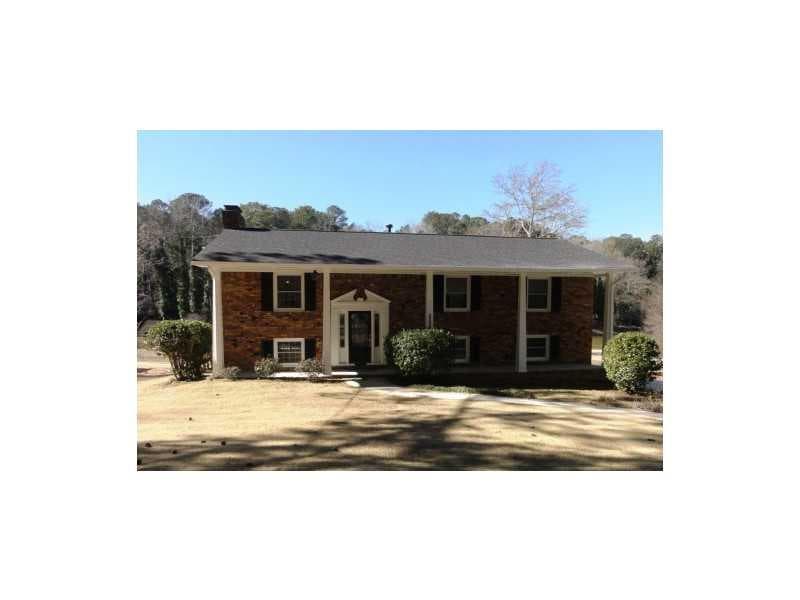 1635 LOCH LOMOND Trail, Atlanta, GA 30331 — most recent listing photo
