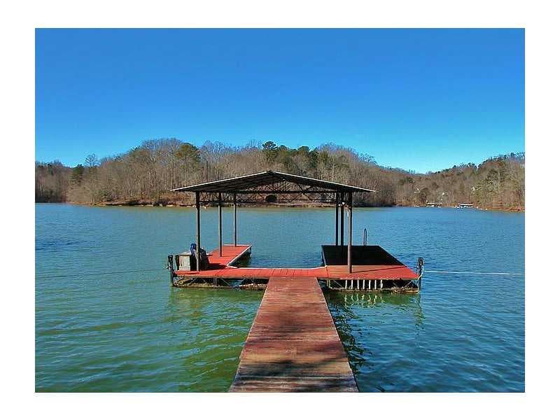 single family residence sold at 8082 BEACHWOOD Drive, Murrayville, GA 30564