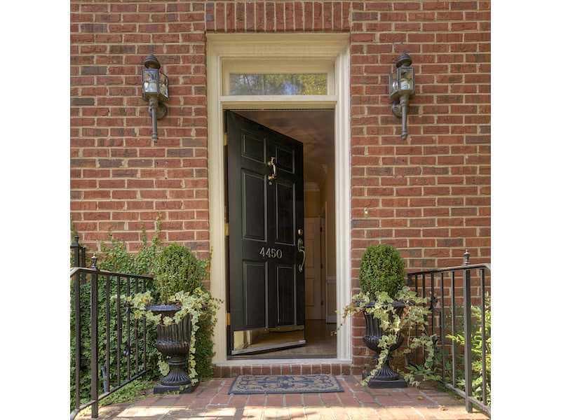 4450 Paces Battle 0, Atlanta, GA 30327 — most recent listing photo