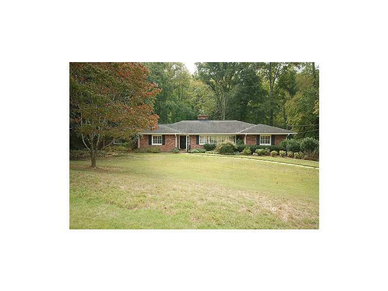 4 bedroom, 2,677 sq ft single family residence sold at 27 Laurel Drive, Atlanta, GA 30342