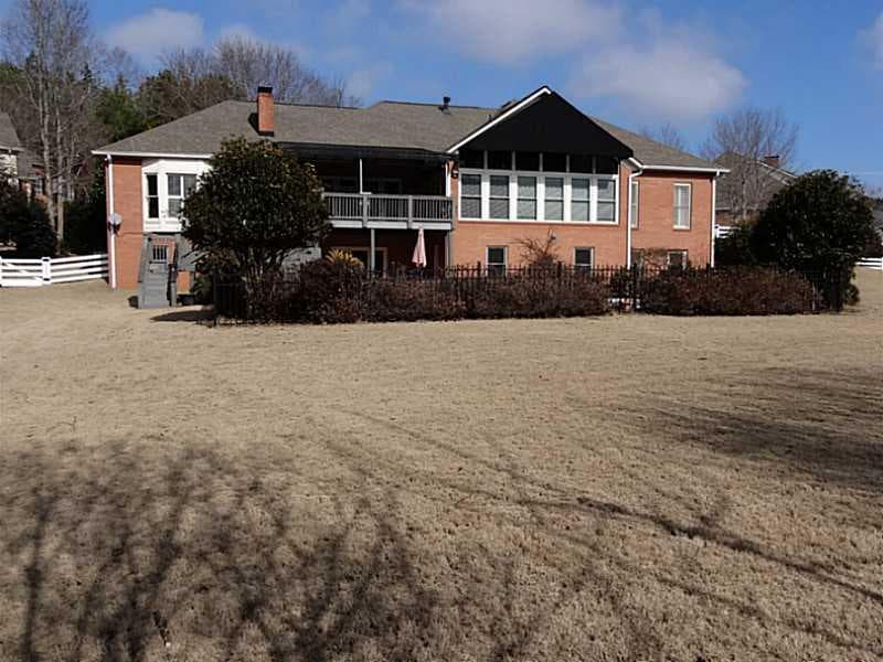365 Arroyo Drive, Roswell, GA 30075 — most recent listing photo