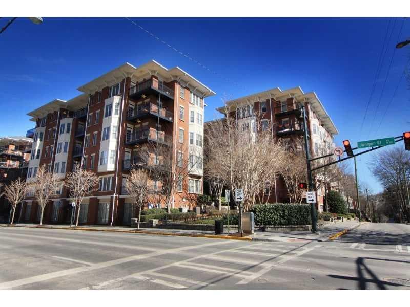 2 bedroom, 1,517 sq ft condominium sold at 850 Piedmont Avenue 2207, Atlanta, GA 30308