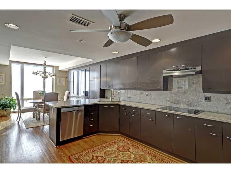 3 bedroom, 3,807 sq ft condominium sold at 3475 Oak Valley Road 1680, Atlanta, GA 30326