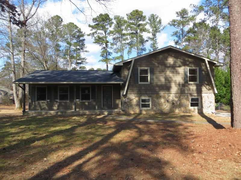 3 bedroom, 1,936 sq ft single family residence sold at 144 Zion Wood Road, Loganville, GA 30052