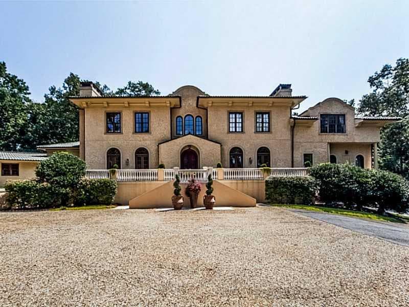 8 bedroom single family residence sold at 4309 Sentinel Post Road, Atlanta, GA 30327