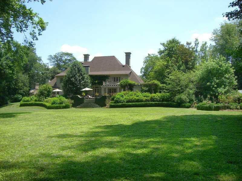 3015 Rivermeade Drive, Atlanta, GA 30327 — most recent listing photo