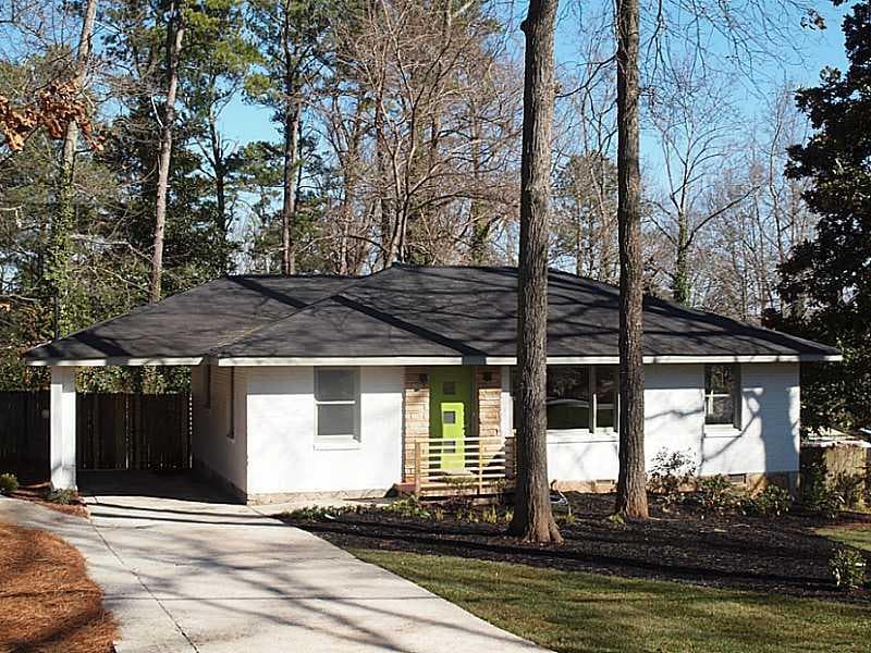 3 bedroom, 988 sq ft single family residence sold at 2790 Eastwood Drive, Decatur, GA 30032