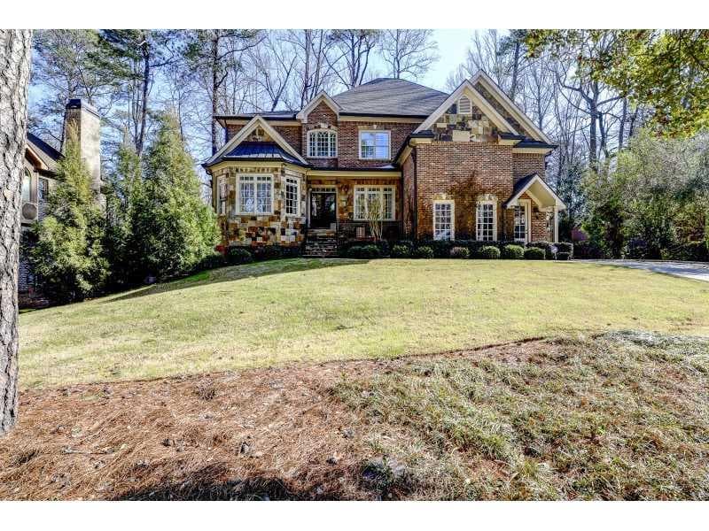 6 bedroom, 5,659 sq ft single family residence sold at 495 Windsor Parkway, Atlanta, GA 30342