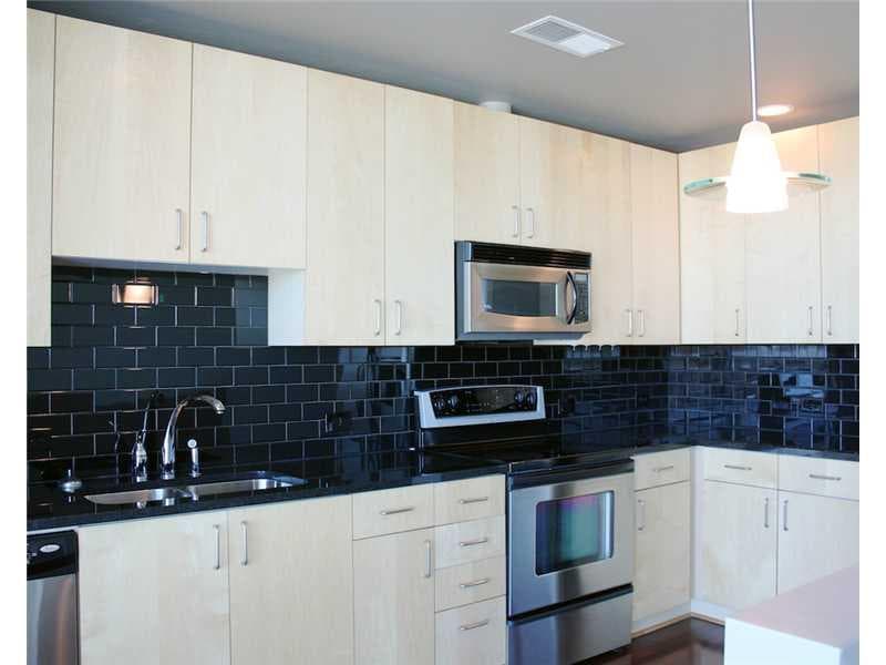 1 bedroom, 690 sq ft condominium sold at 361 17th Street 1708, Atlanta, GA 30363
